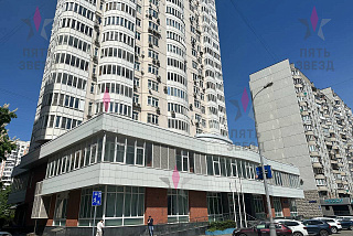 Предлагаем в аренду офис на 1 линии ул. Черёмушкинская, в шаговой доступности от метро