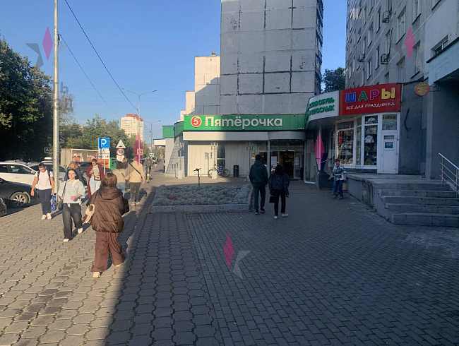 Аренда унивepcального нежилого помeщения на 1 линии...