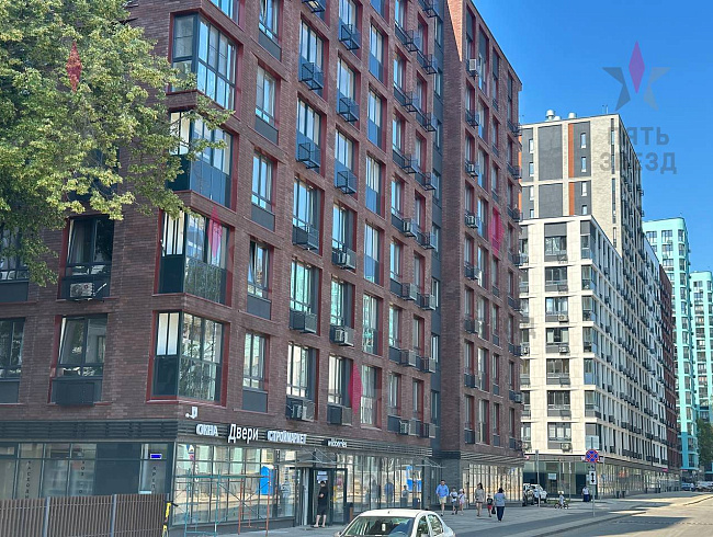 Предлагается в аренду нежилое помещение в жилом комплексе...