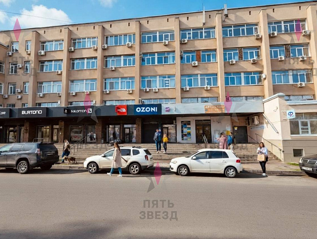 Продаётся нежилое помещение в центральном районе города....