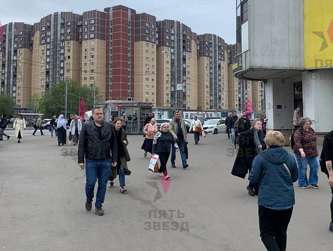 В аренду предлагается нежилое помещение на 1 линии в...