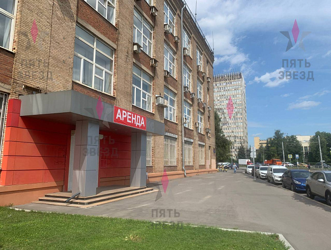 Помещение удачно расположено на 1 линии в месте пересечения...